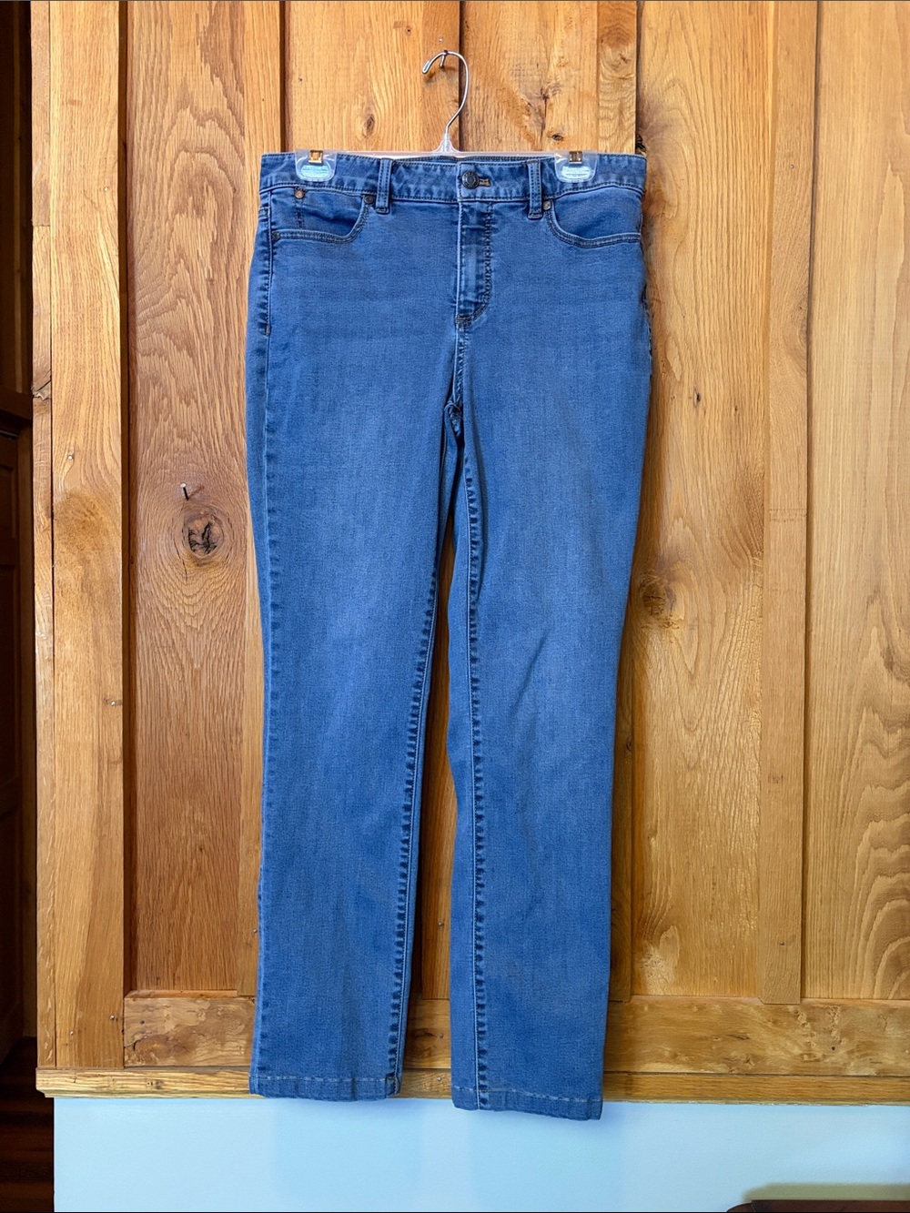 Talbots Heritage Mid Rise Straight-Leg Jeans, Medium Blue Wash Denim Size 10